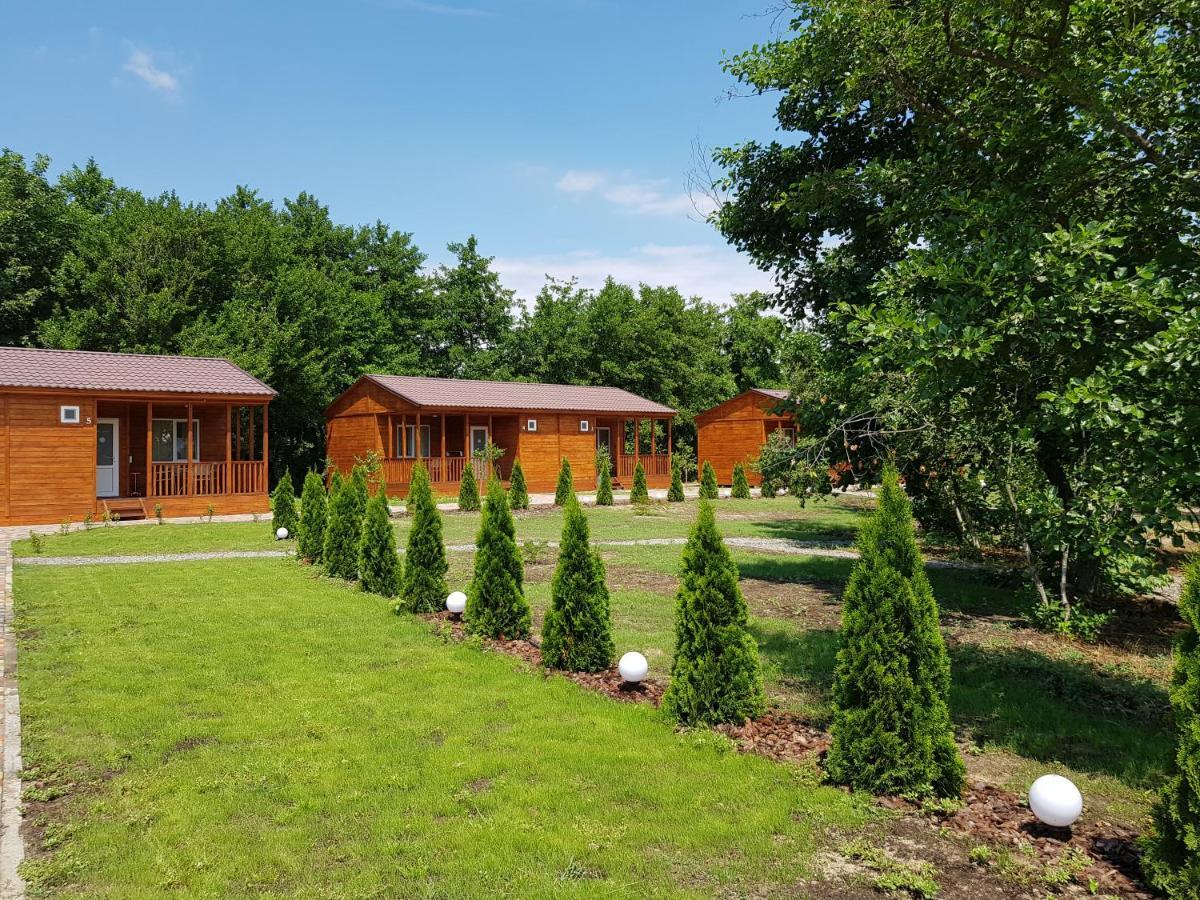 Liman Park Eco Hotel Stara Zbur'yivka ภายนอก รูปภาพ