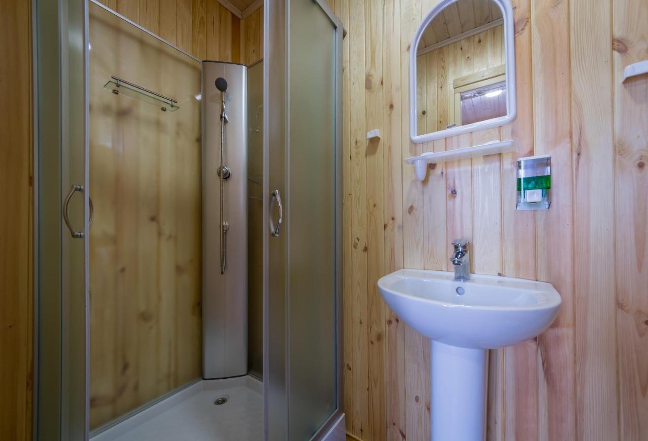 Liman Park Eco Hotel Stara Zbur'yivka ภายนอก รูปภาพ